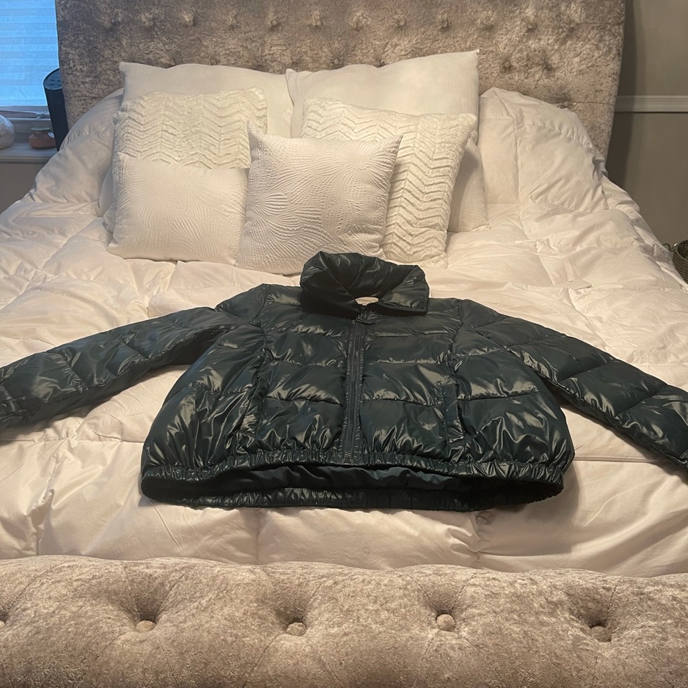 Cute Puff Jacket! - image 3